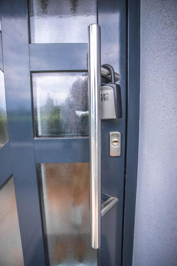 Appart Cosy Prive Avec Parking Gratuit Aux Portes De Strasbourg Hoenheim Exterior foto