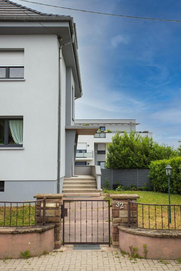 Appart Cosy Prive Avec Parking Gratuit Aux Portes De Strasbourg Hoenheim Exterior foto